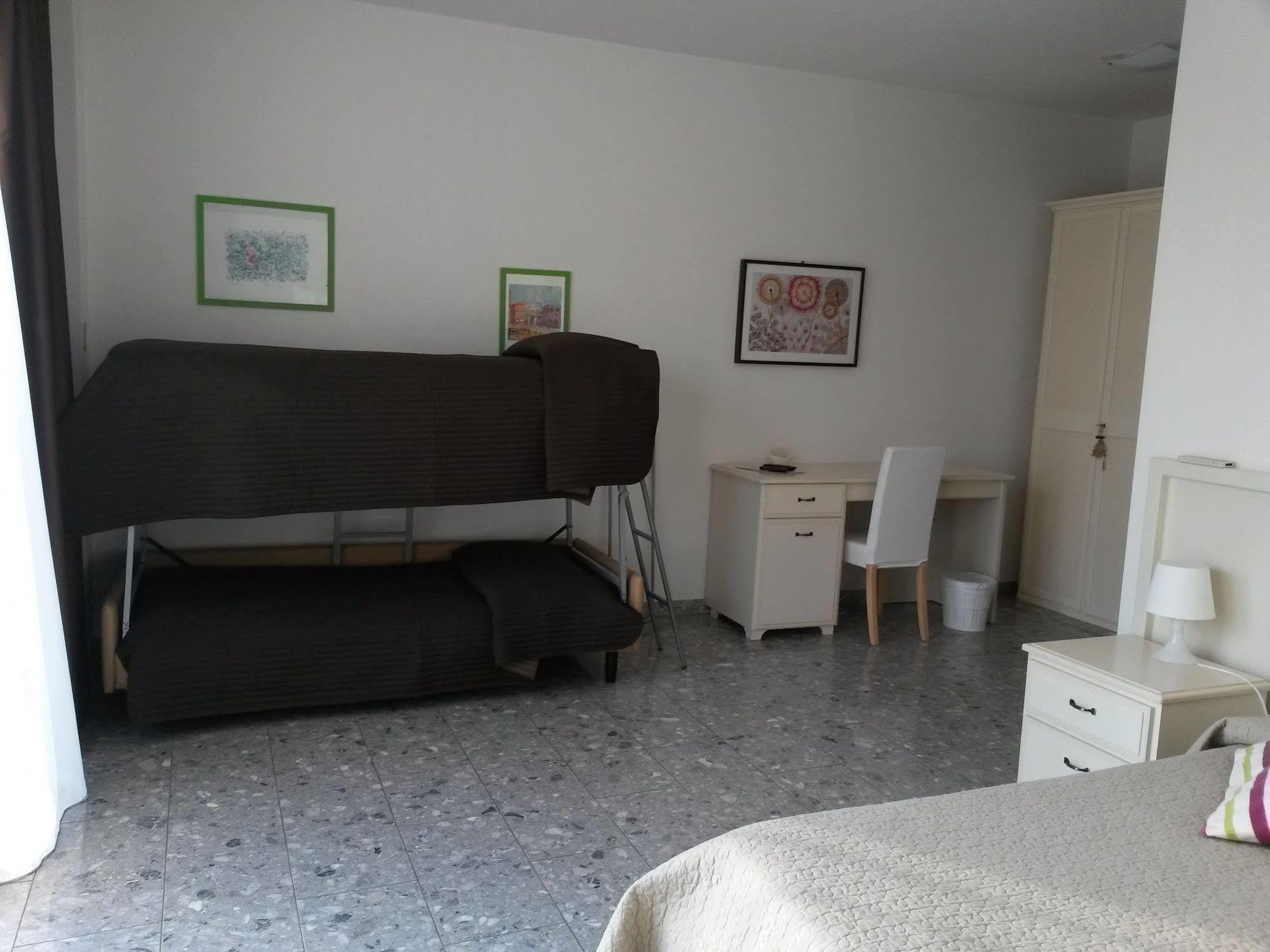 Agriturismo Camparella Pastrengo Luaran gambar